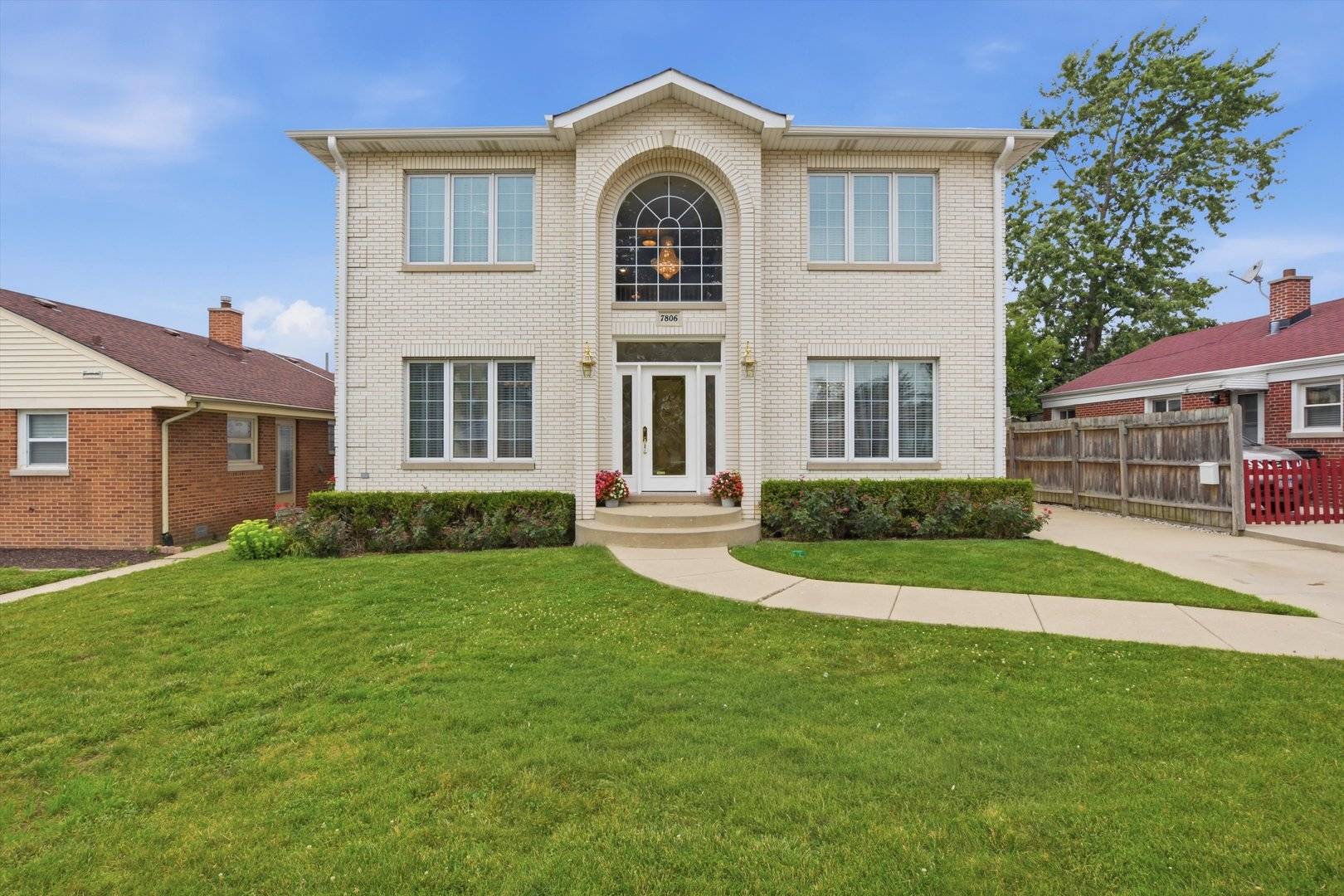 7806 N Octavia AVE, Niles, IL 60714