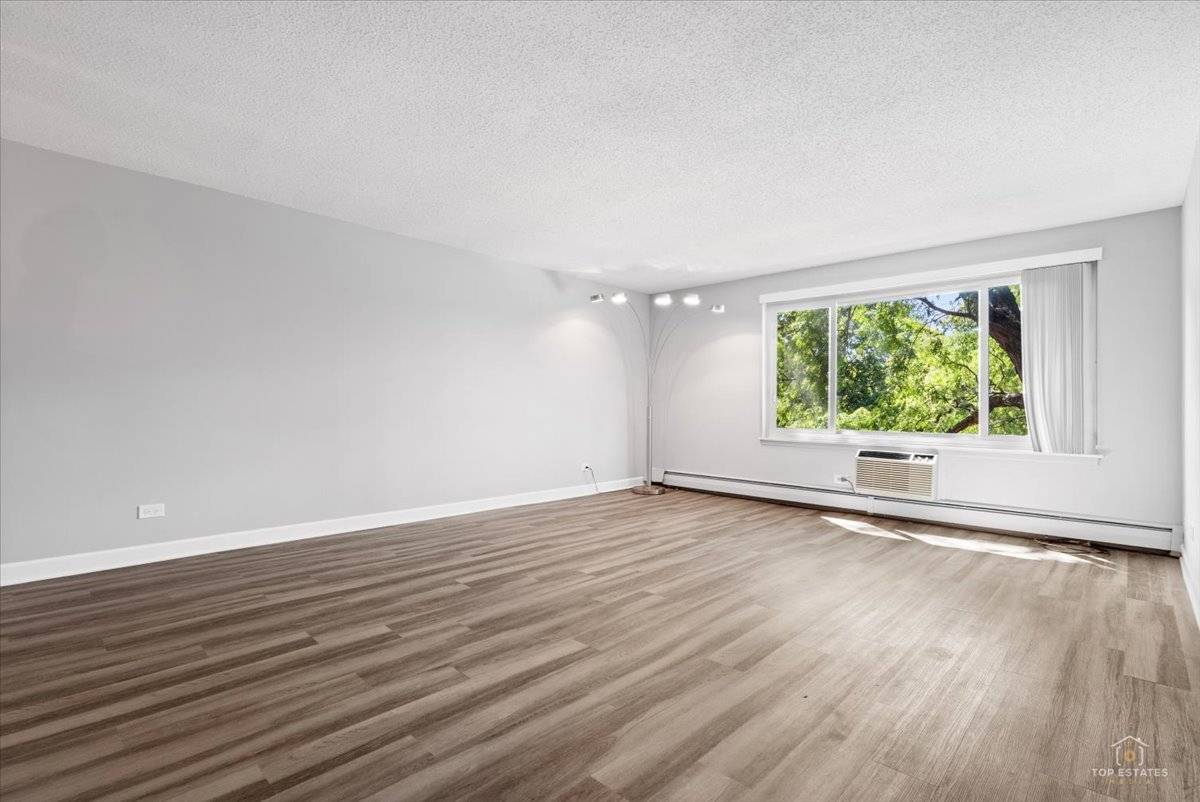 1206 S New Wilke RD #306, Arlington Heights, IL 60005