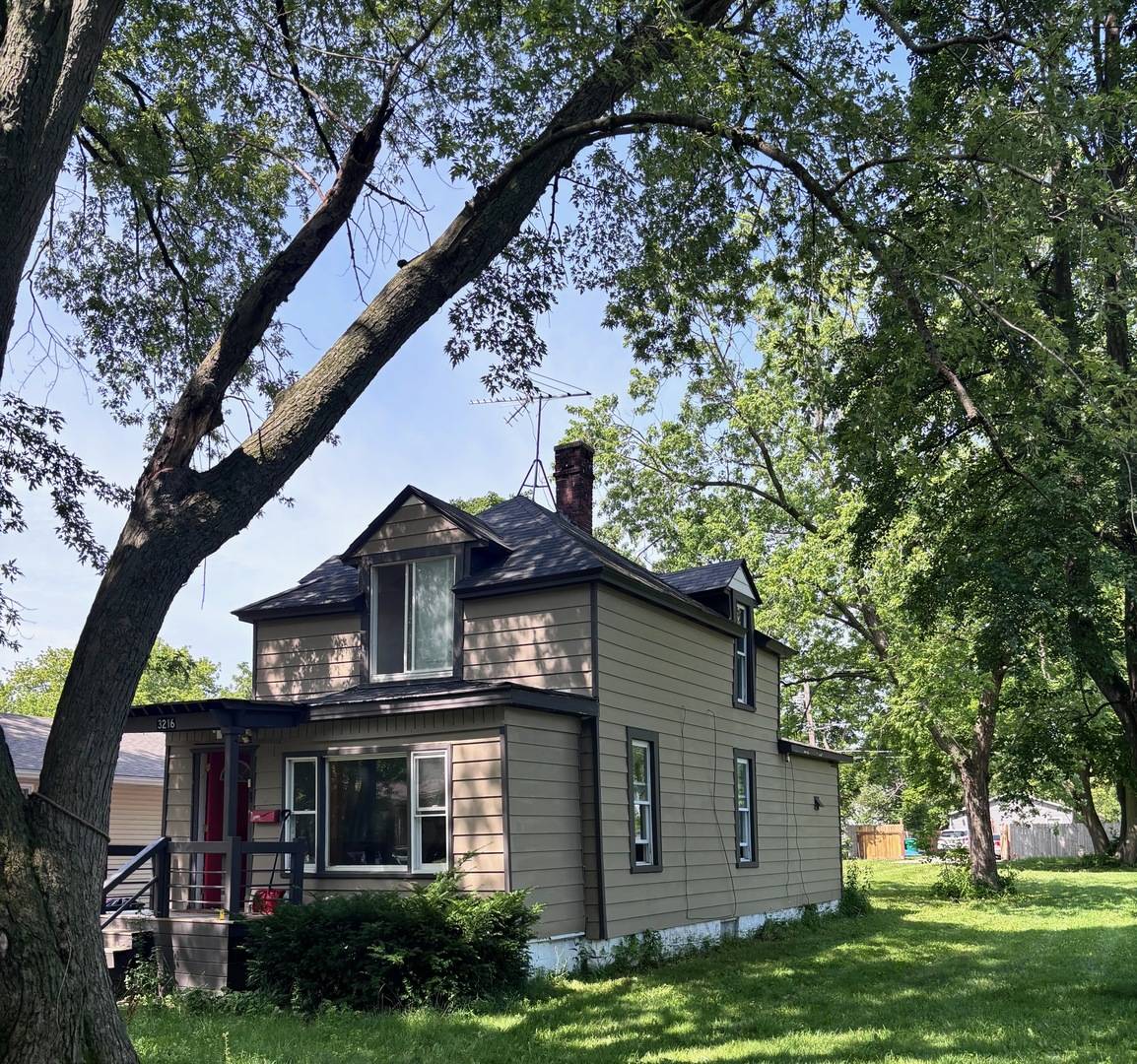 3216 Ezra AVE, Zion, IL 60099