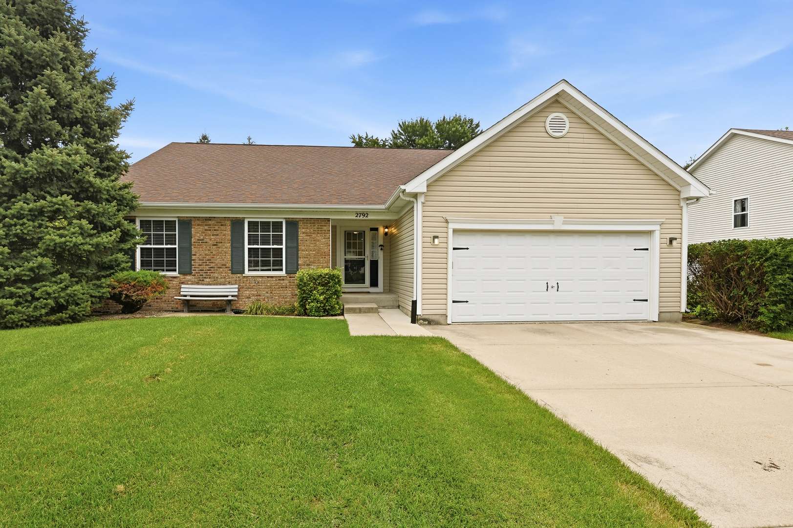 2792 Cranston CIR, Yorkville, IL 60560