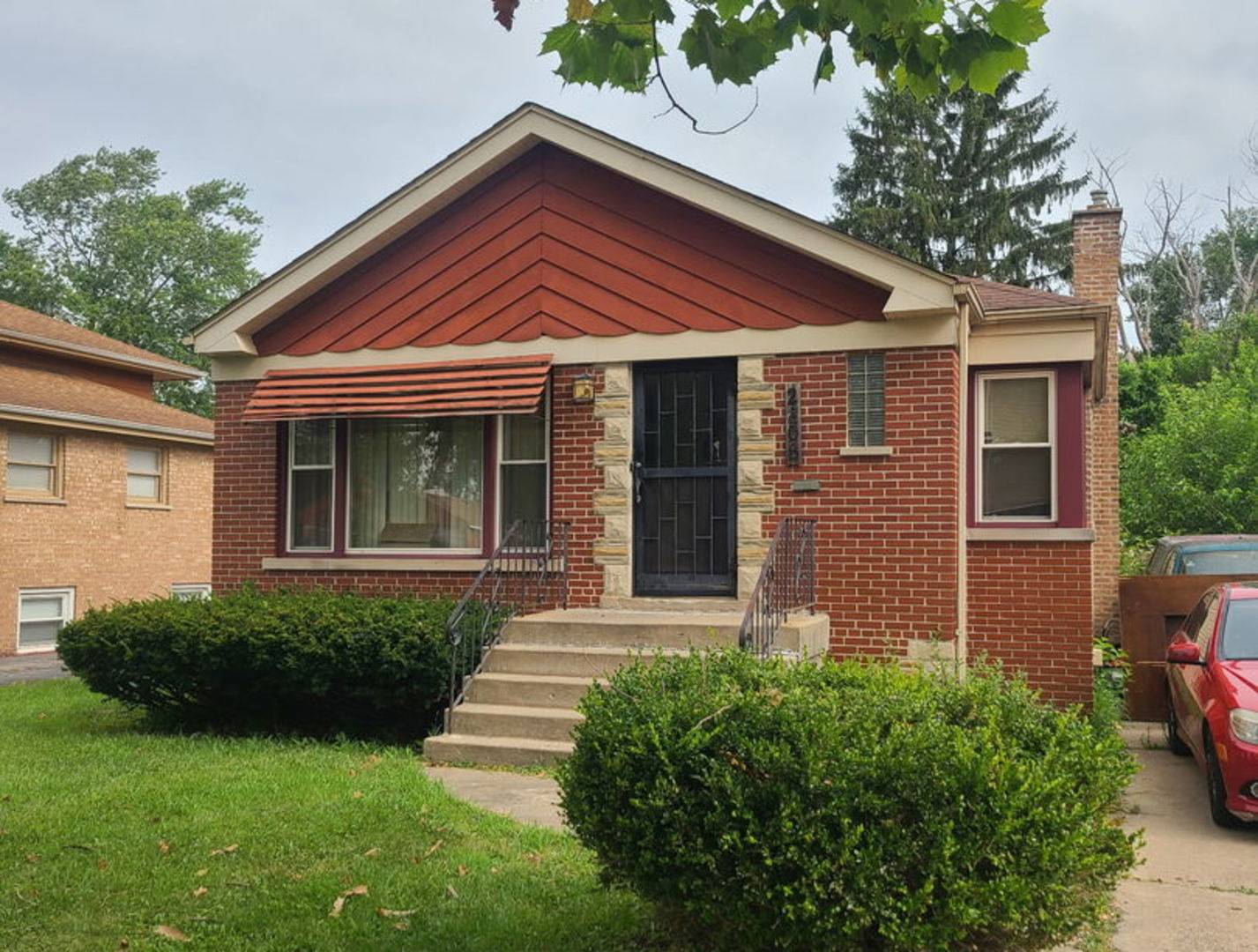 2806 Tennyson PL, Hazel Crest, IL 60429