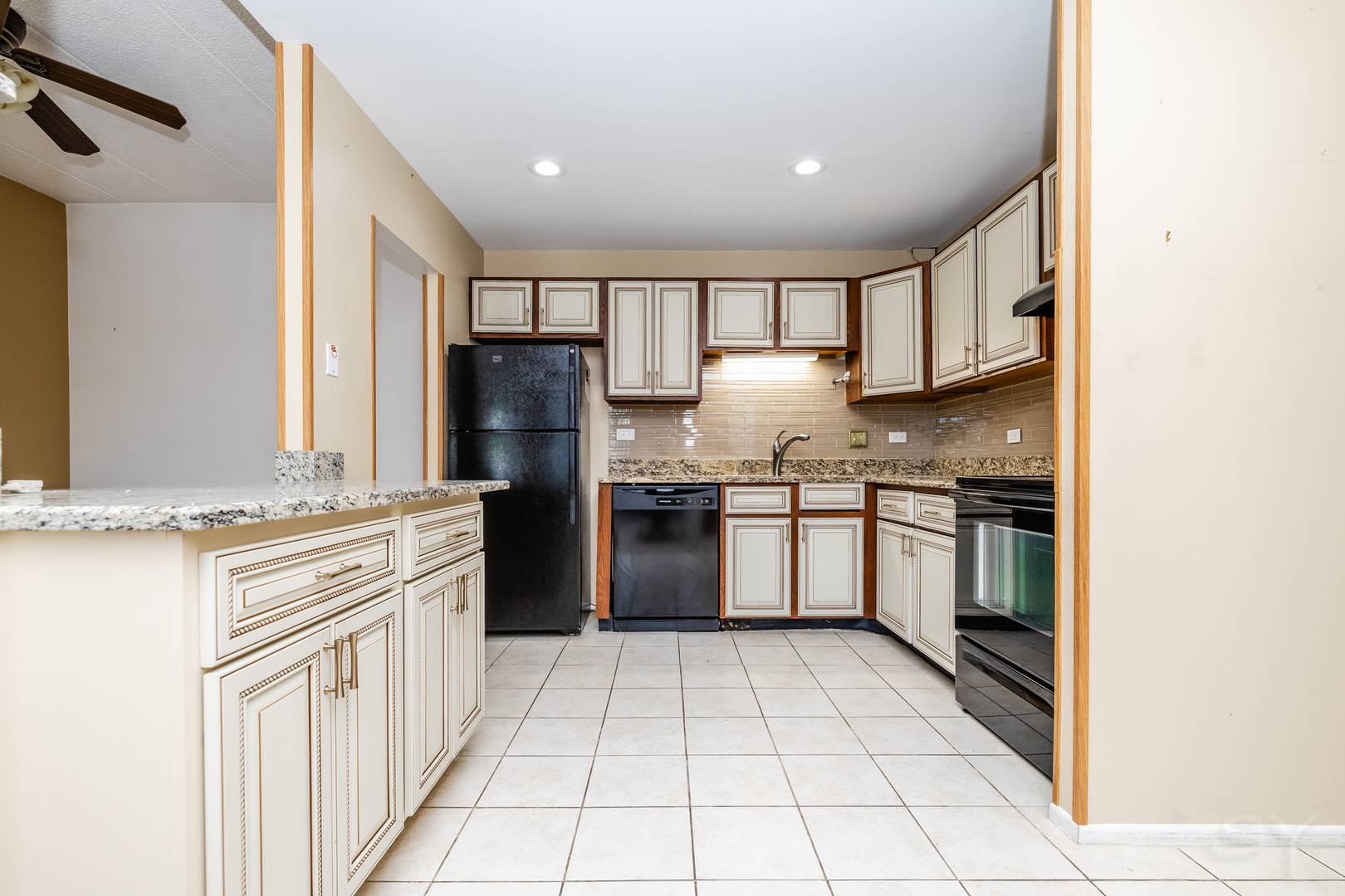 9737 N Fox Glen DR #1N, Niles, IL 60714