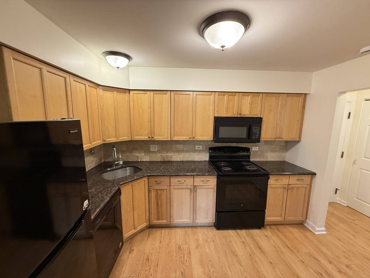 2600 Brookwood Way DR #103A, Rolling Meadows, IL 60008