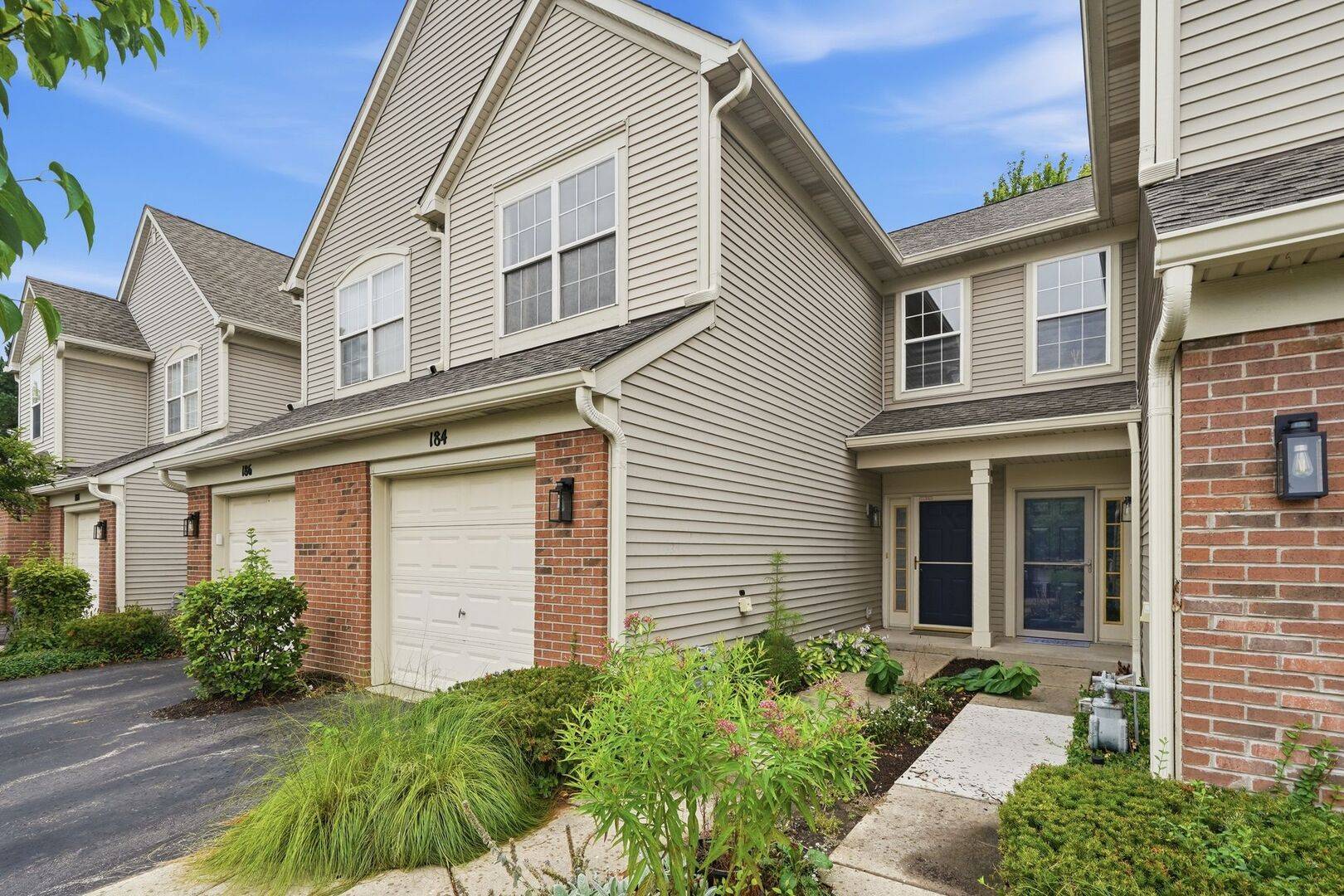 184 Stockton DR #184, Grayslake, IL 60030