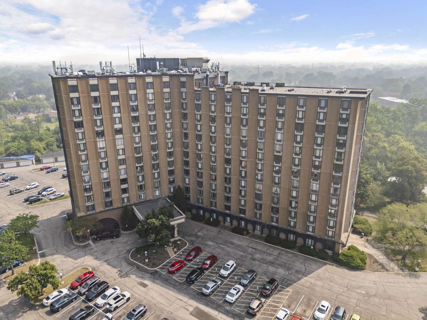 1 Renaissance PL #1PH, Palatine, IL 60067