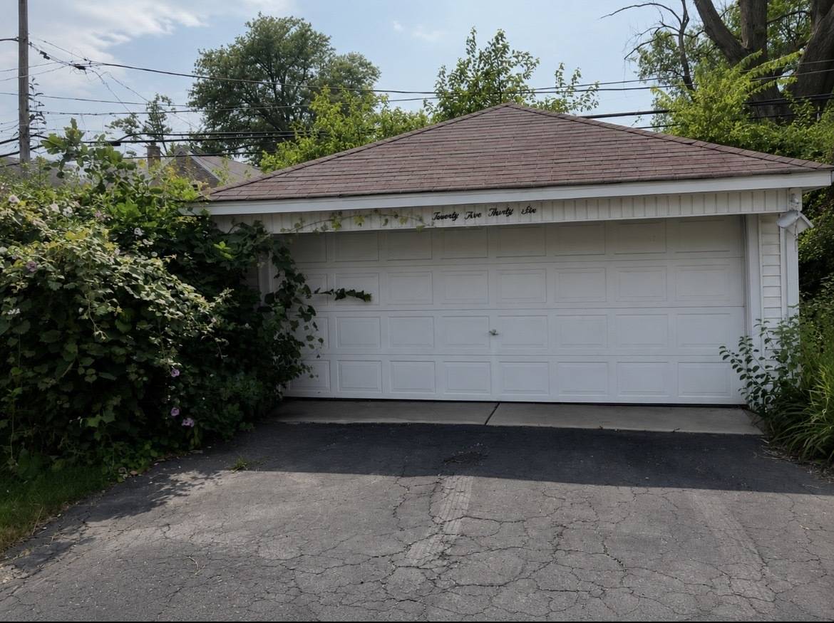 2536 S 13th AVE, Broadview, IL 60155