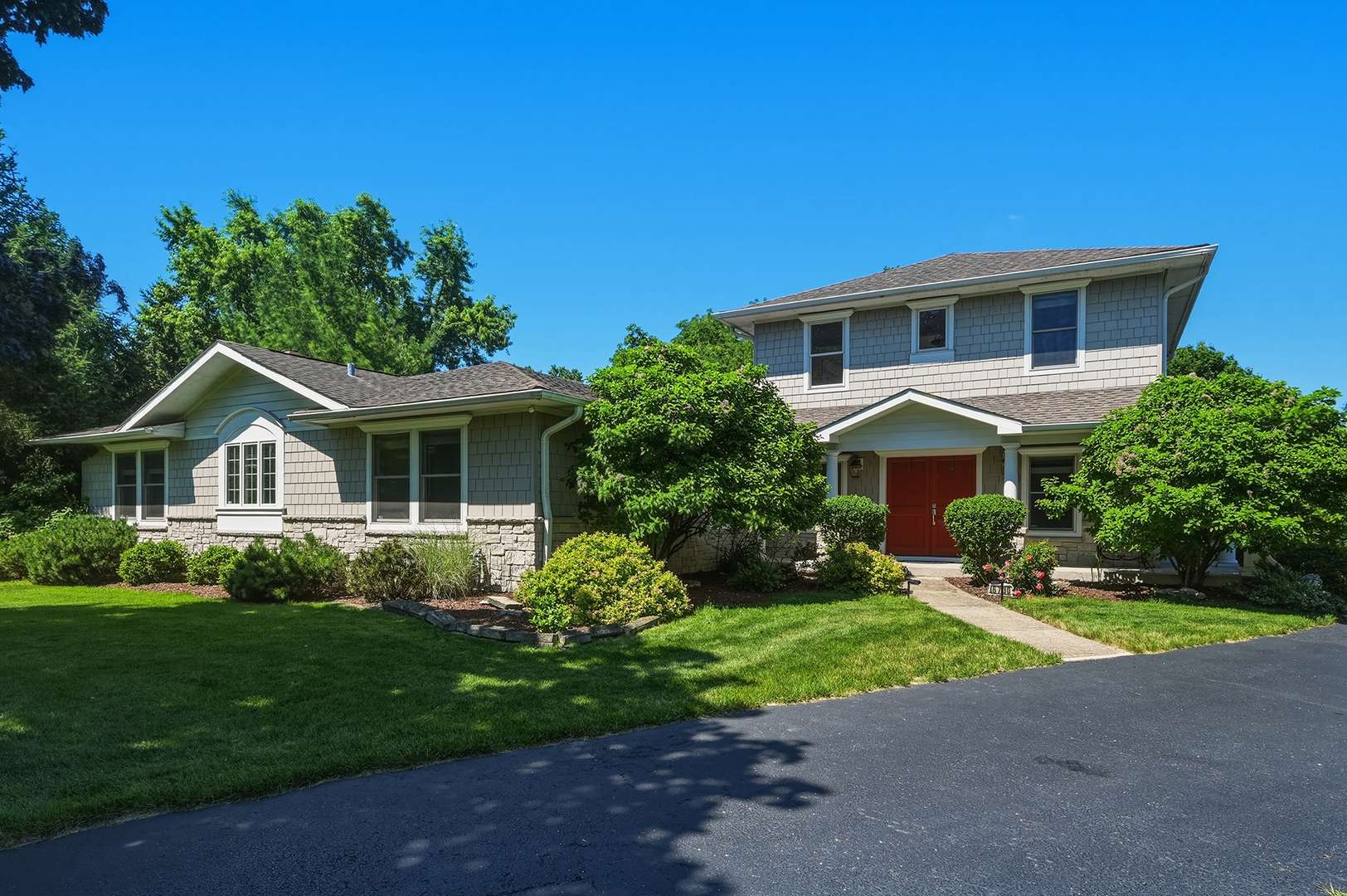 6730 S Madison ST, Willowbrook, IL 60527