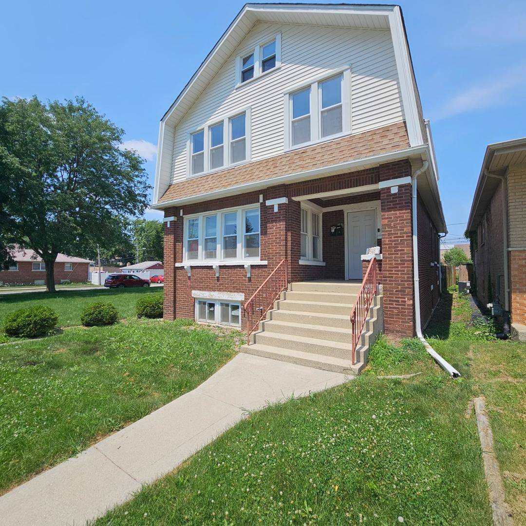 2626 W 96th PL, Evergreen Park, IL 60805