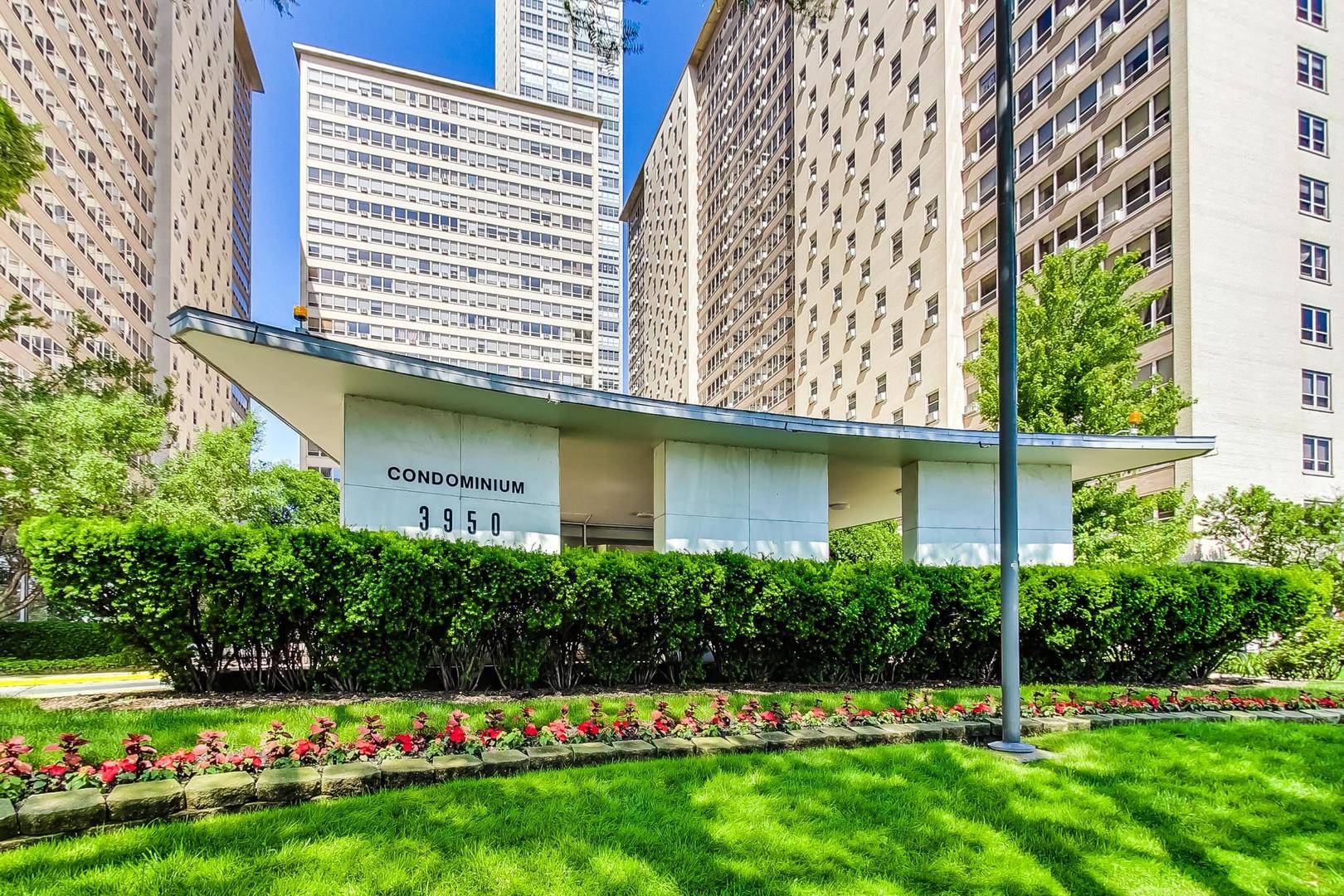 3950 N Lake Shore DR #227E, Chicago, IL 60613