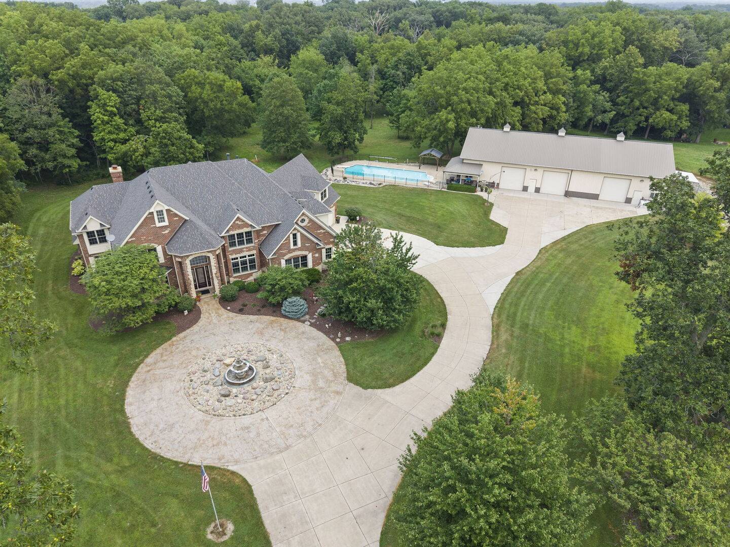 10061 Legion RD, Yorkville, IL 60560