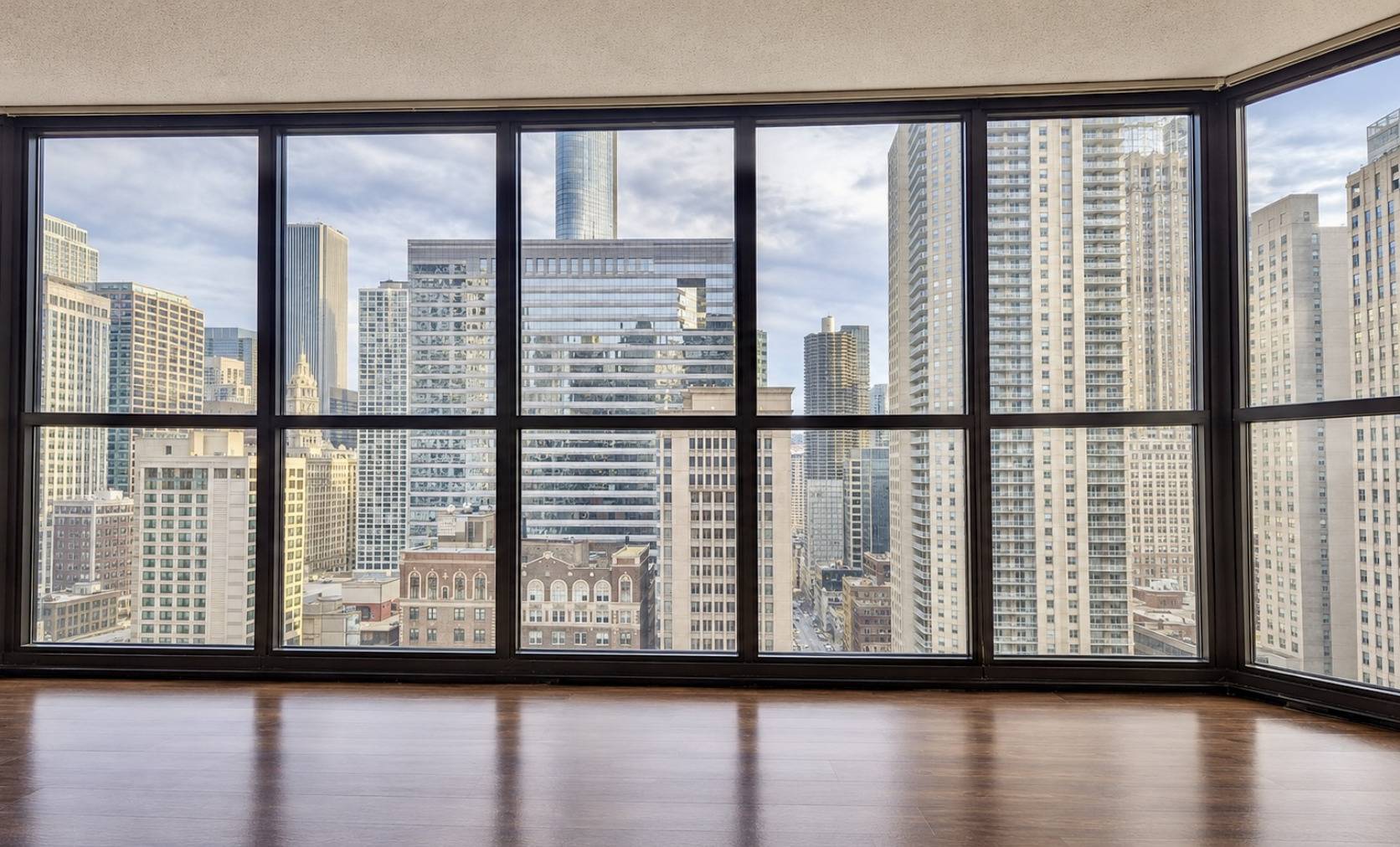 10 E ONTARIO ST #2205, Chicago, IL 60611