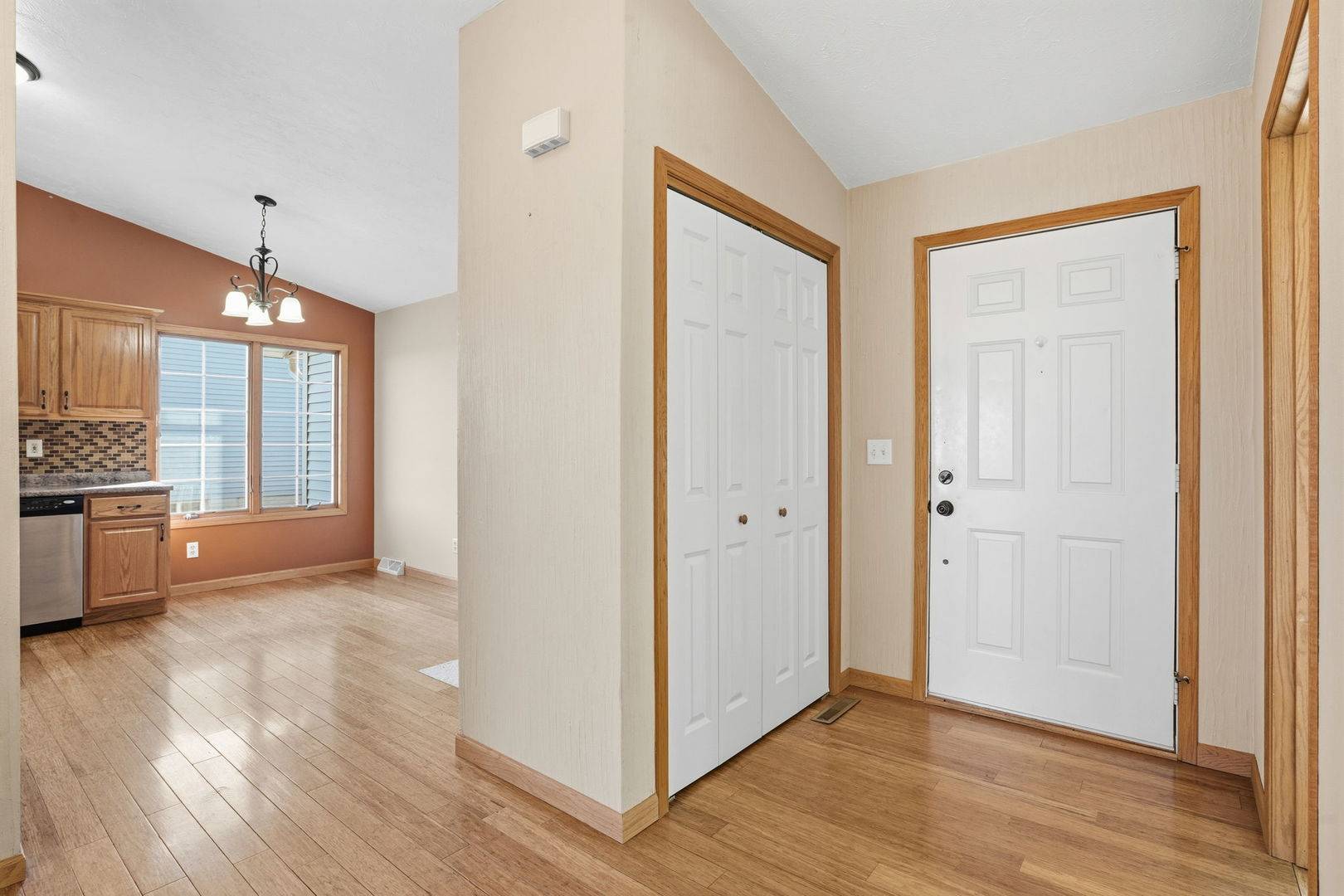1509 #3 12th AVE, Orion, IL 61273