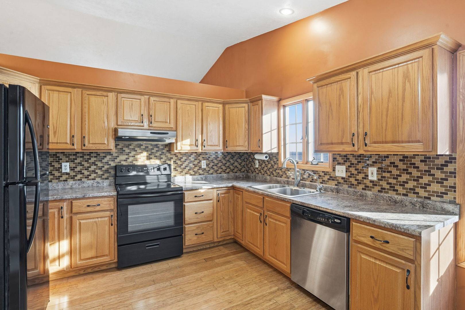 1509 #3 12th AVE, Orion, IL 61273