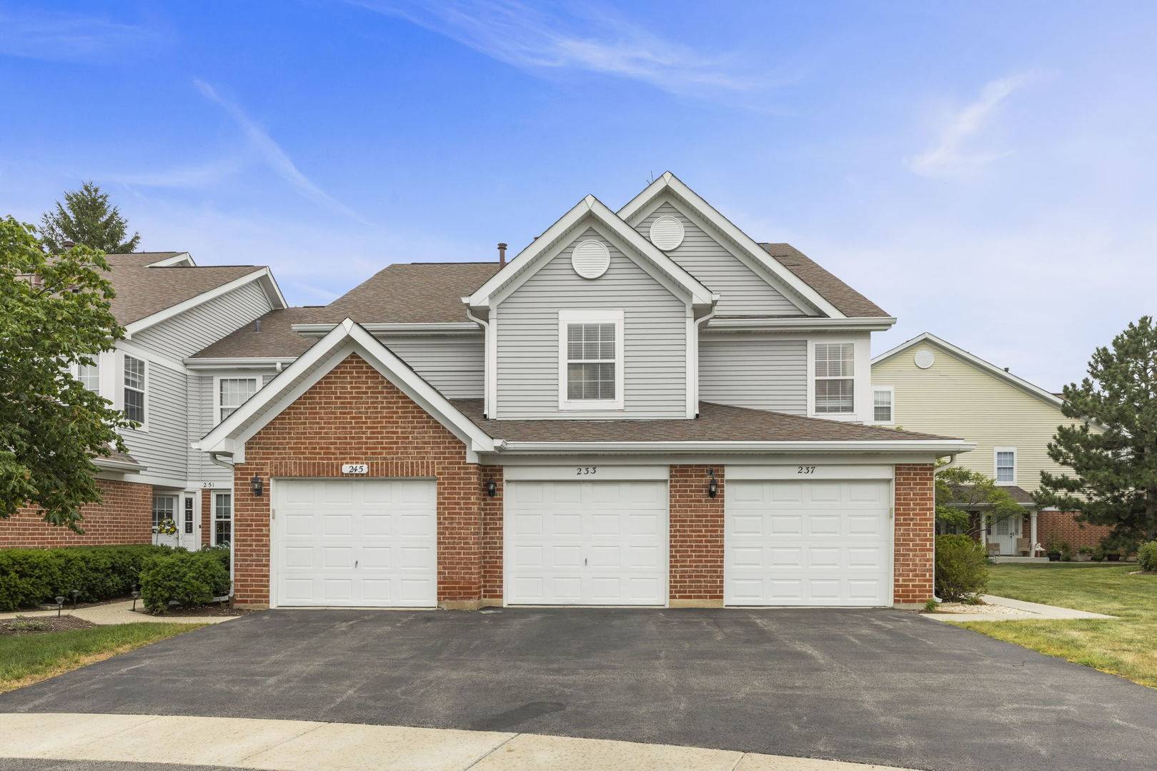 233 BIRMINGHAM CT #1543-5, Roselle, IL 60172