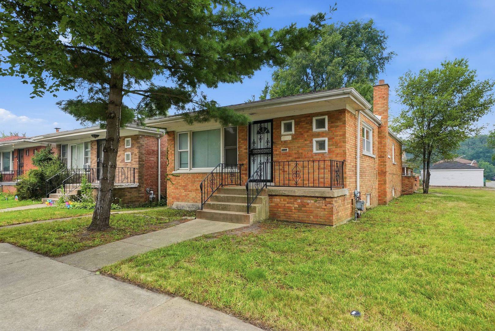 9700 S Torrence AVE, Chicago, IL 60617