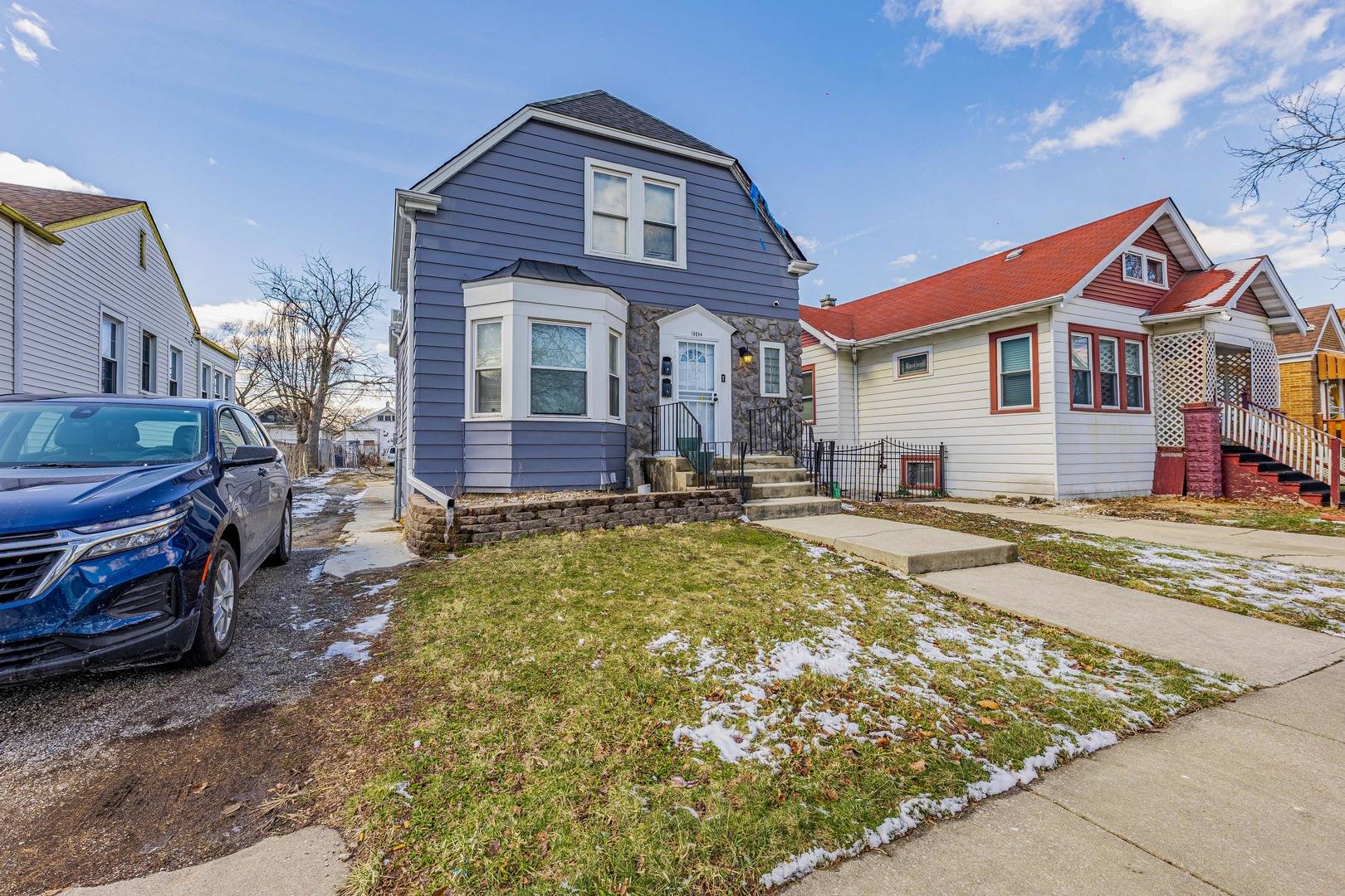 10044 S La Salle ST, Chicago, IL 60628