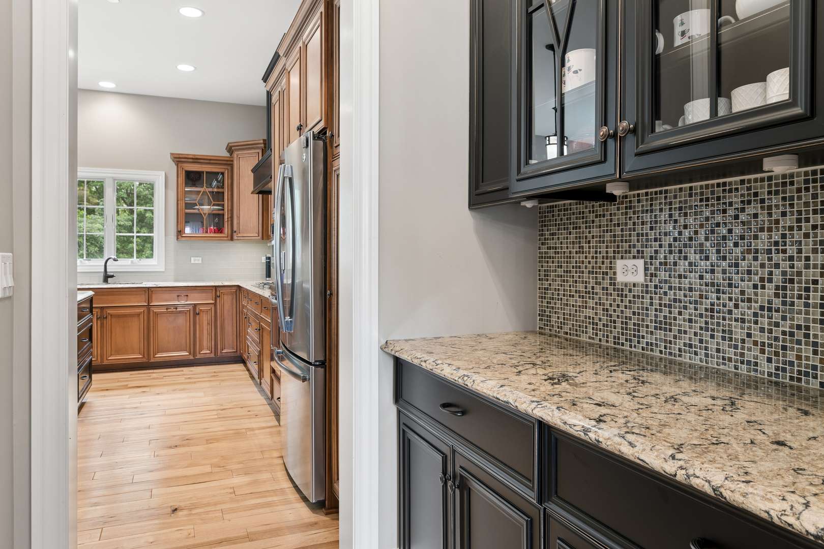 4037 Ashwood Park CT, Naperville, IL 60564