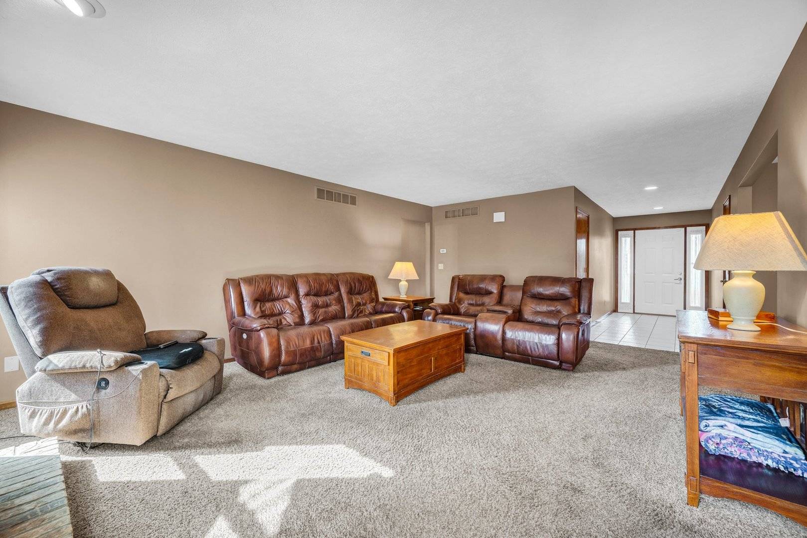 1904 Berkshire Gardens Cc LN, Normal, IL 61761