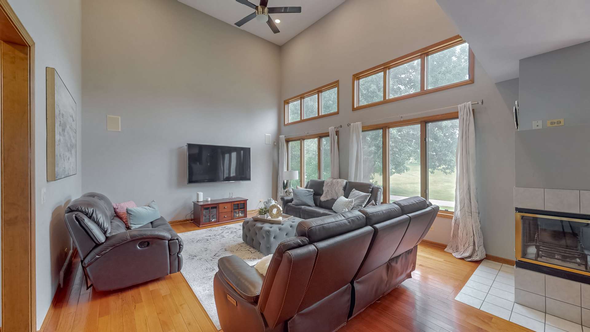 2361 Legacy DR, Aurora, IL 60502