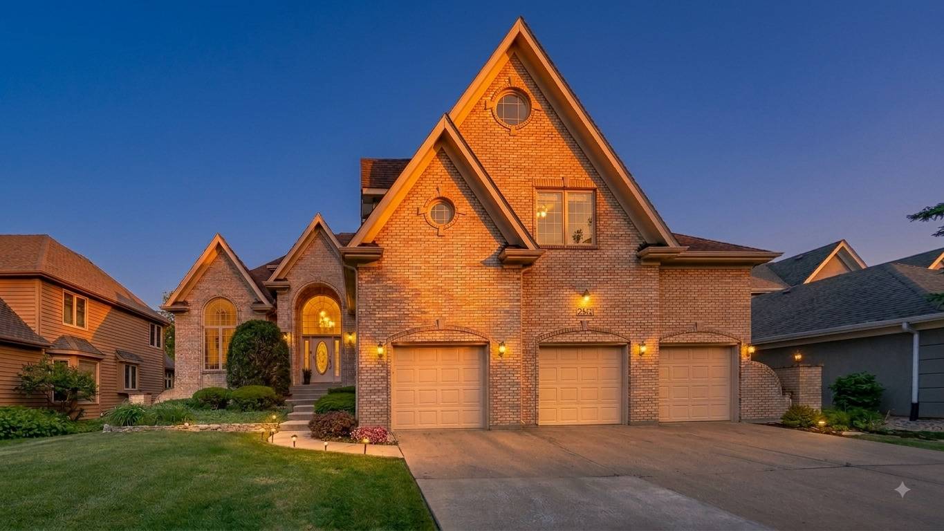 2361 Legacy DR, Aurora, IL 60502