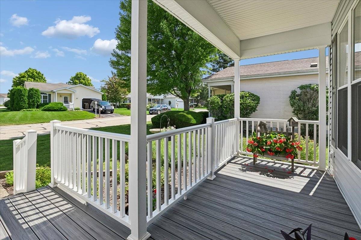 3209 Harness LN, Grayslake, IL 60030