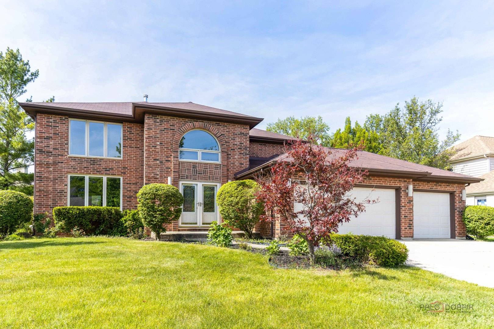 810 Edgemere RD, Buffalo Grove, IL 60089