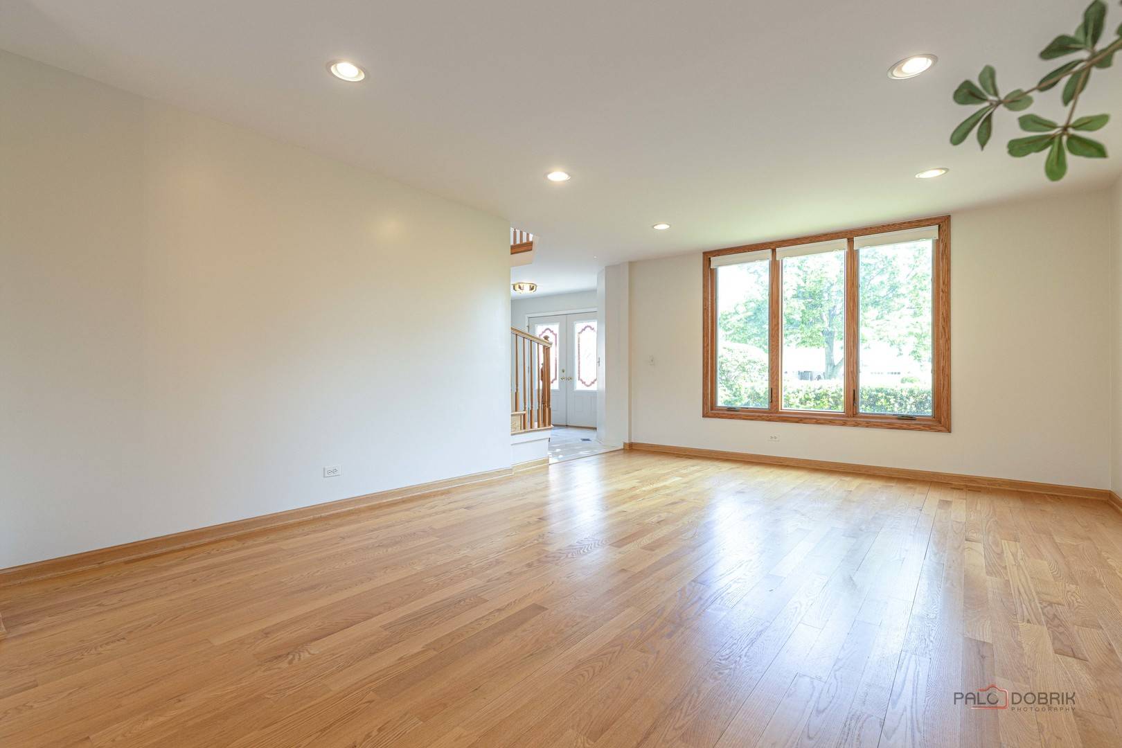810 Edgemere RD, Buffalo Grove, IL 60089