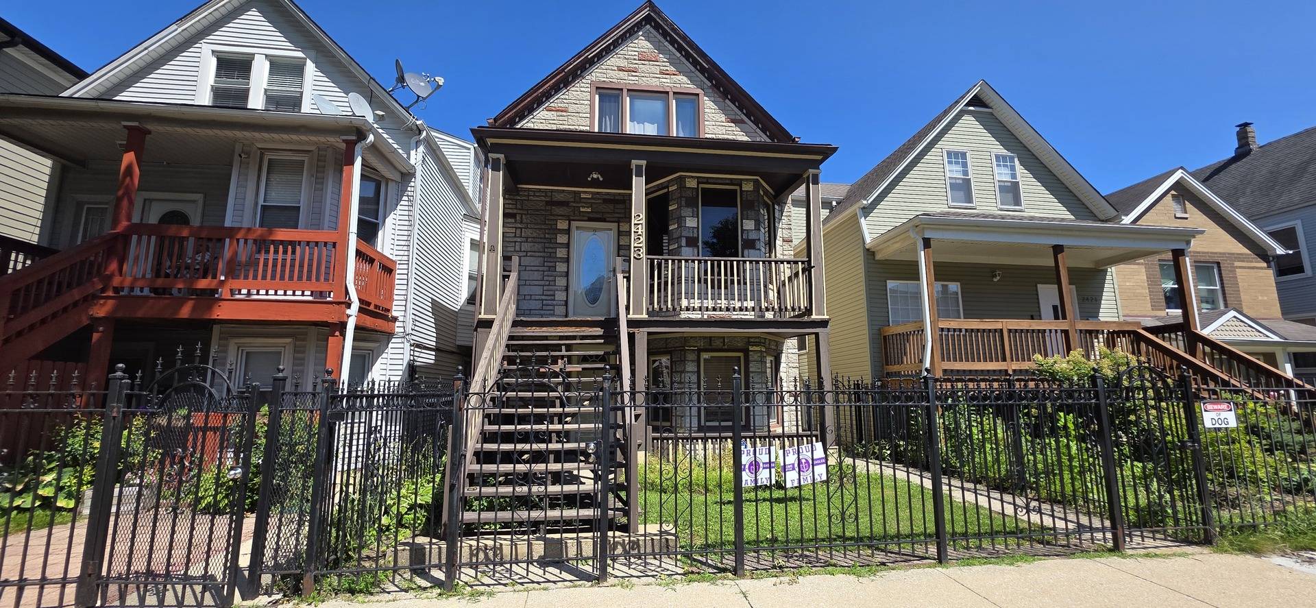 2423 N Lawndale AVE, Chicago, IL 60647