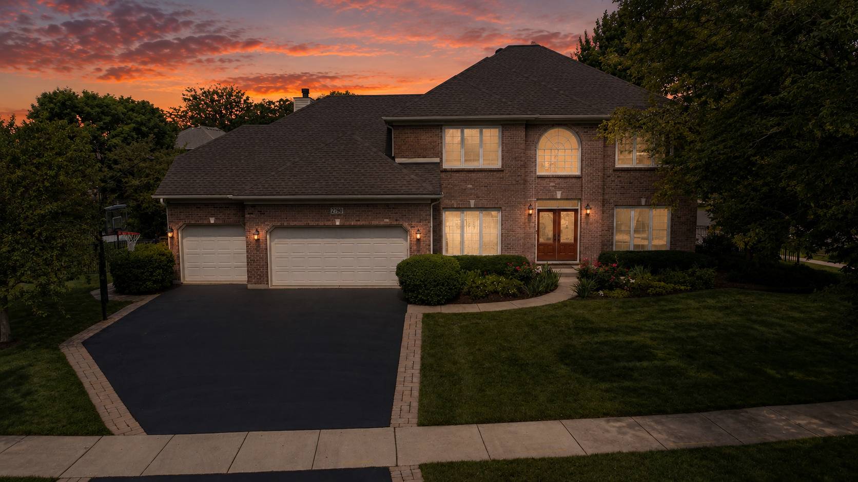 2780 Freeland CIR, Naperville, IL 60564