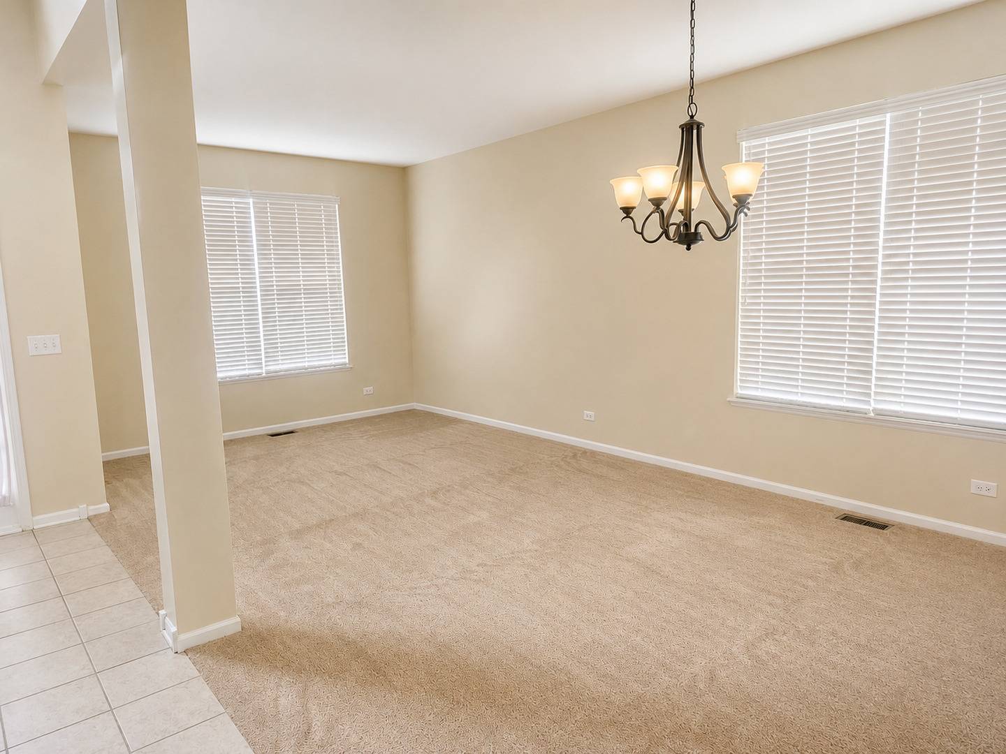 388 Toccoa LN, Volo, IL 60073