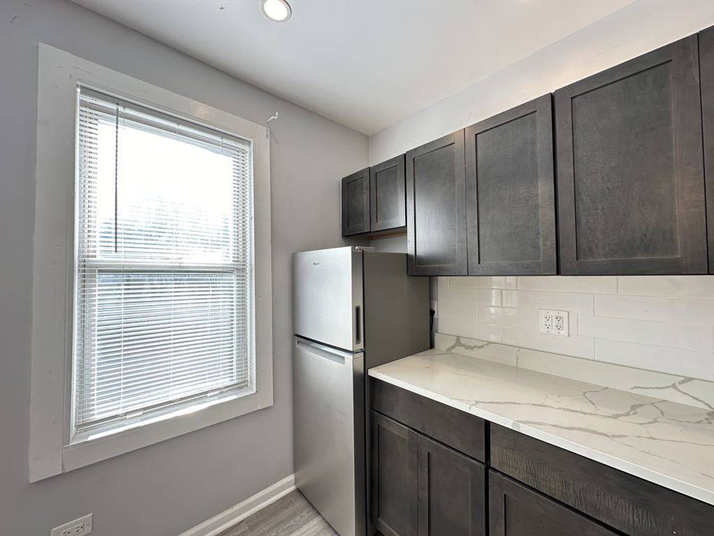 4735 N Beacon ST #301, Chicago, IL 60640
