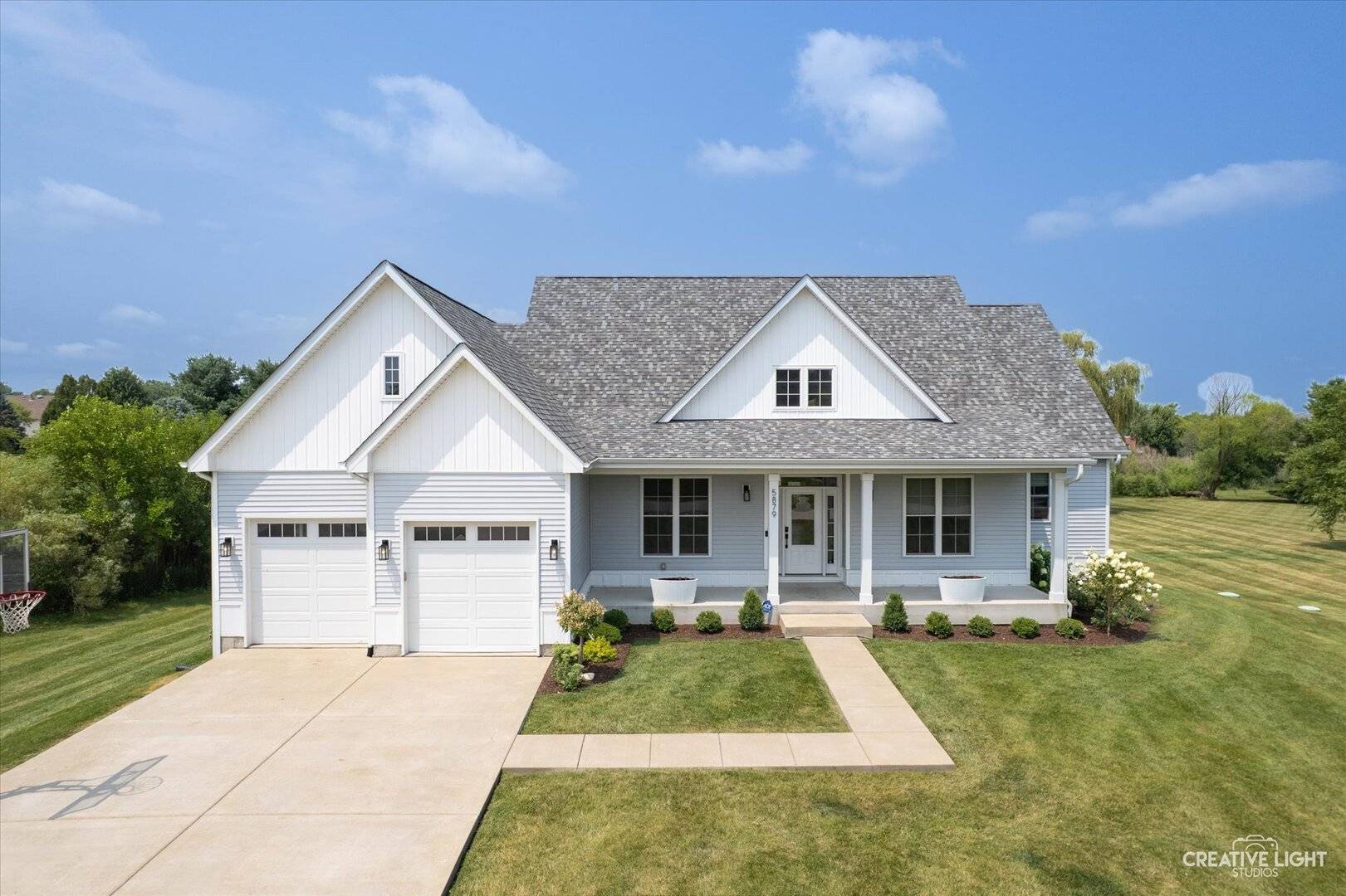 5879 Danielle LN, Yorkville, IL 60560