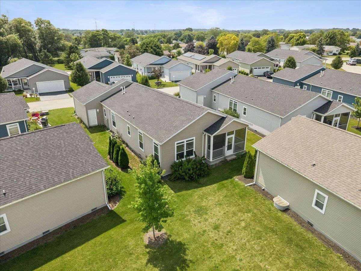1537 Colt LN, Grayslake, IL 60030