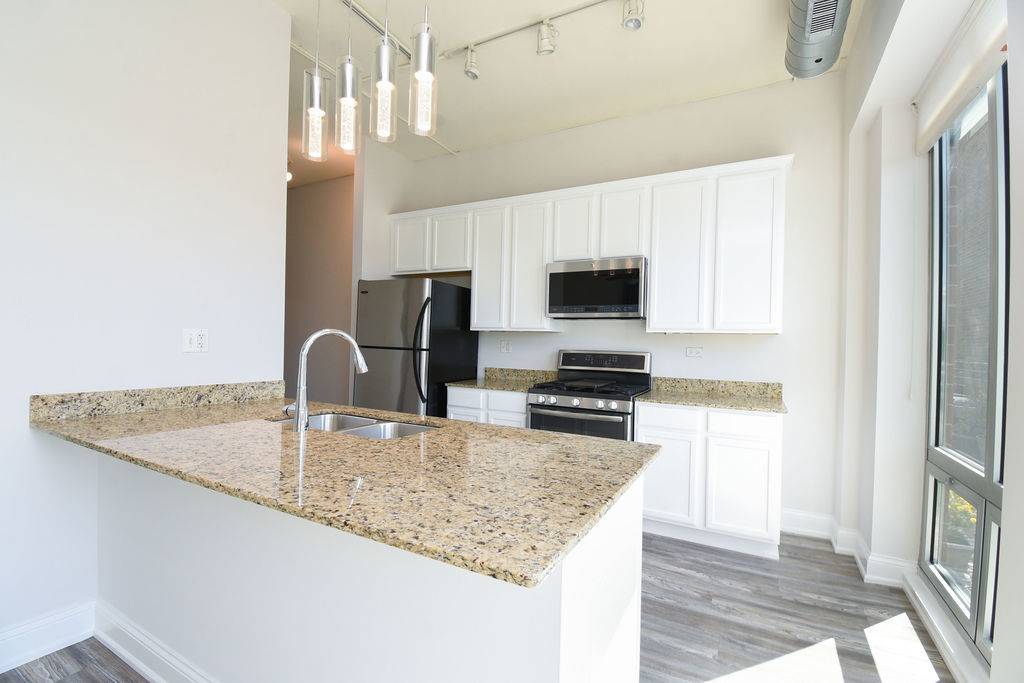 4814 N Clark ST #202S, Chicago, IL 60640