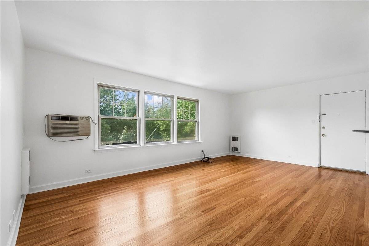 7536 N RIDGE BLVD #3E, Chicago, IL 60645