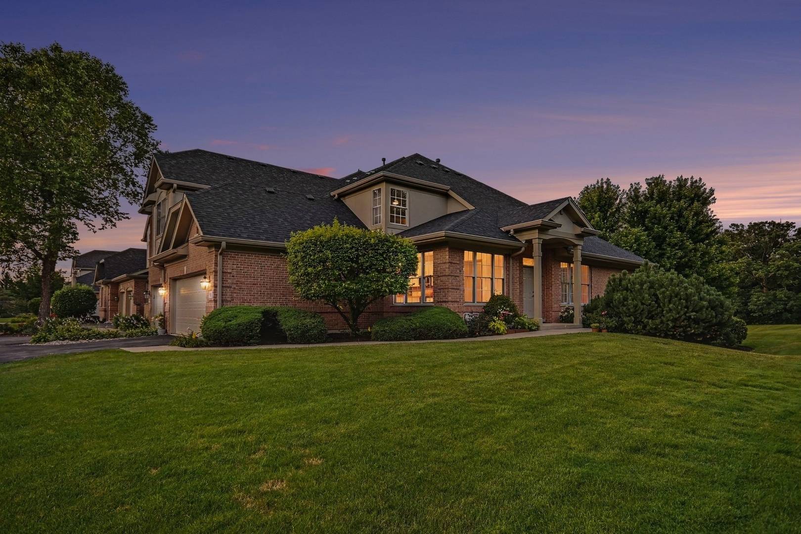 501 Ashbury CT, Lemont, IL 60439