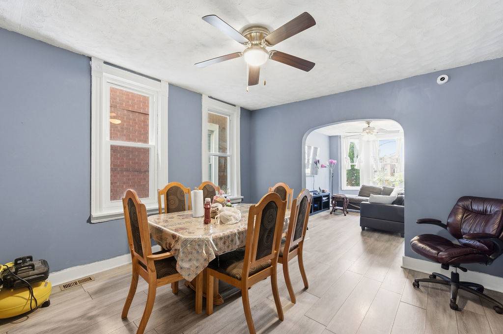 6433 S Aberdeen ST, Chicago, IL 60621