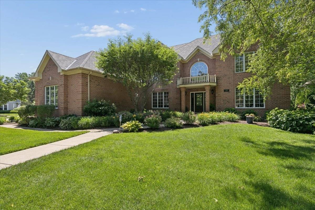 7209 Brae CT, Gurnee, IL 60031