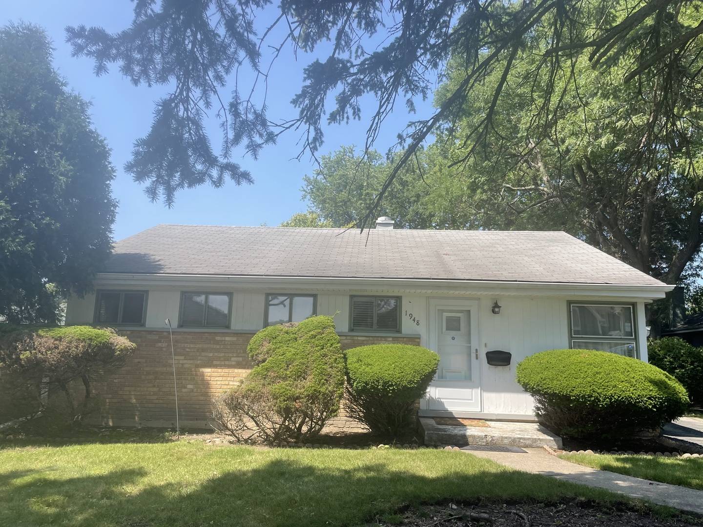 1948 Lincoln AVE, Northbrook, IL 60062