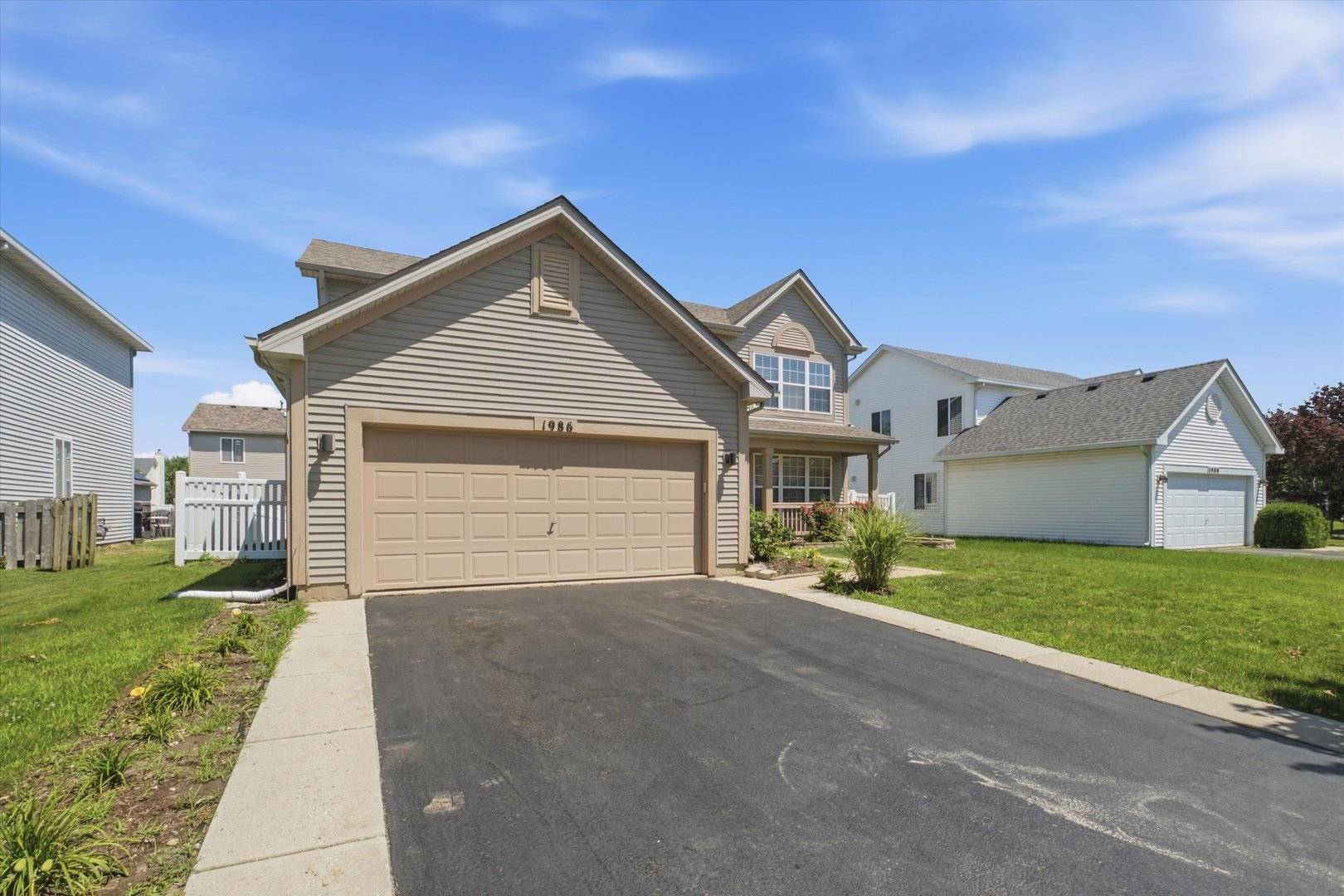 1986 Wedgewood CIR, Romeoville, IL 60446