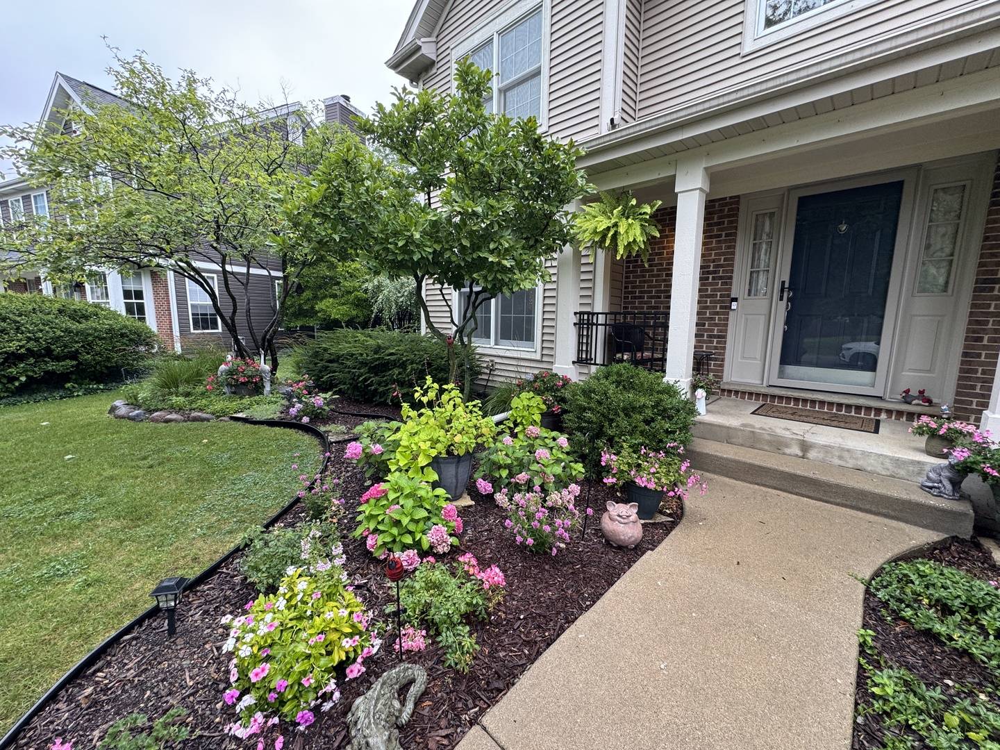 772 Brookstone RD, Grayslake, IL 60030