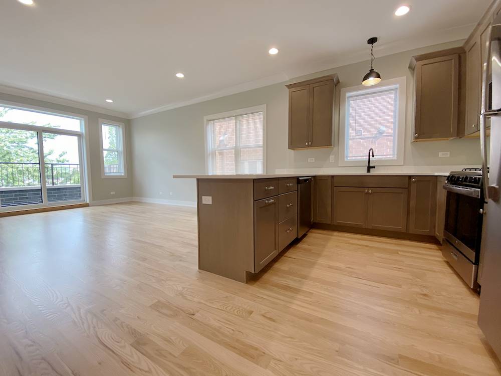 5667 W Higgins AVE #1E, Chicago, IL 60630