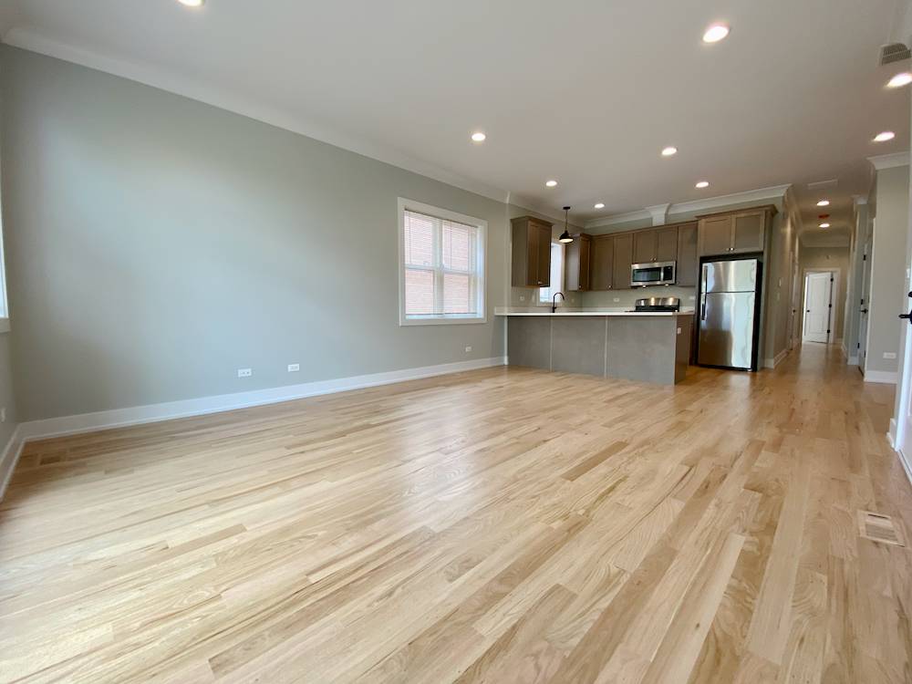 5667 W Higgins AVE #1E, Chicago, IL 60630