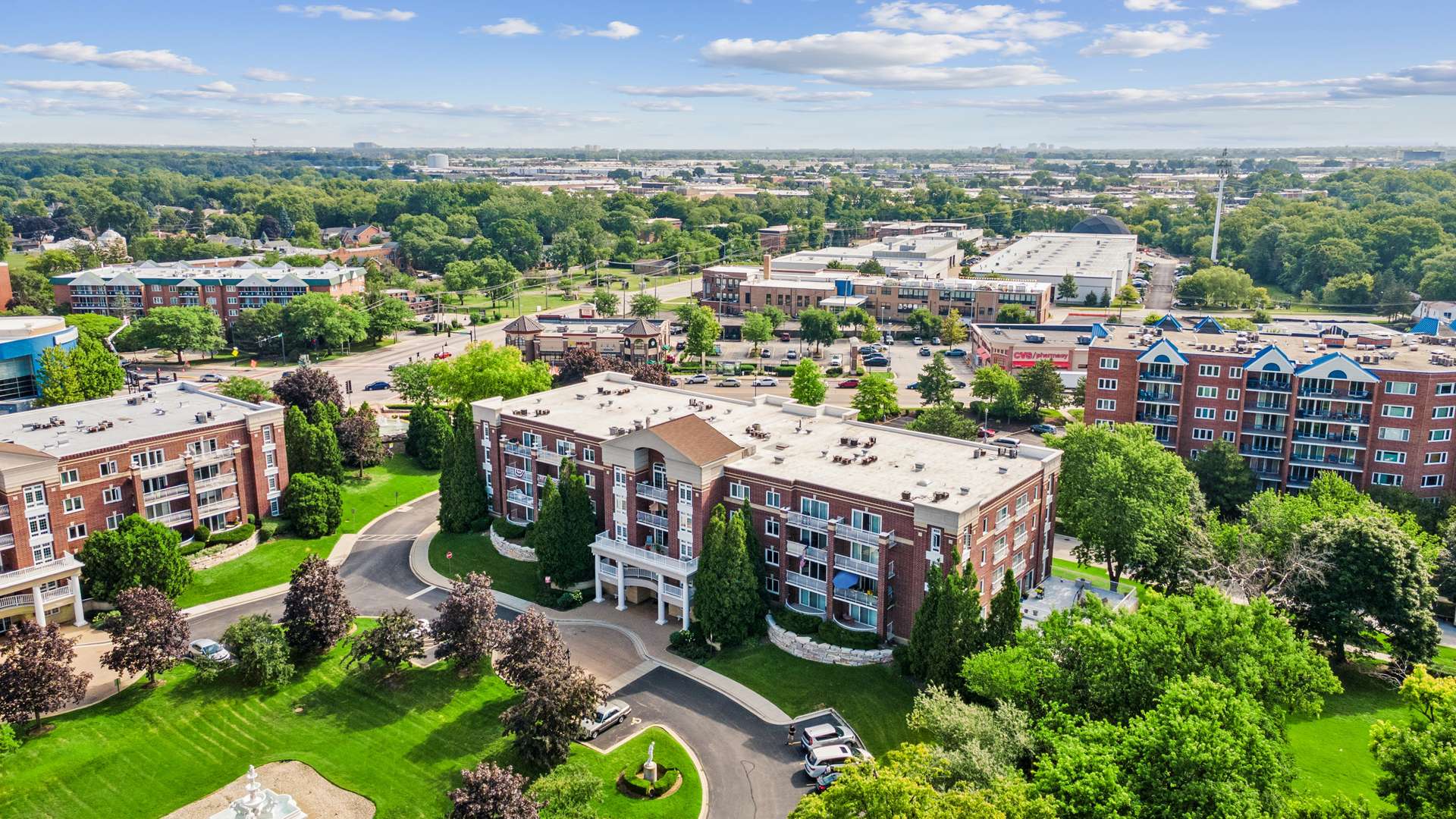7011 W Touhy AVE #310, Niles, IL 60714