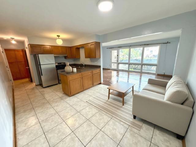 3158-3158 W 93rd ST #1C, Evergreen Park, IL 60805