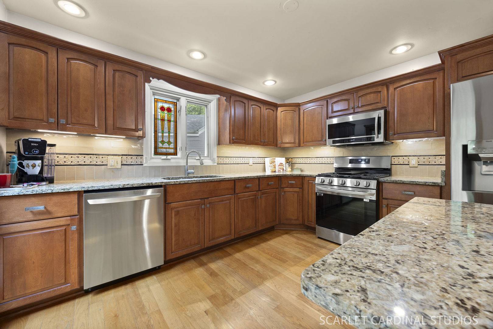1808 Downing CT, Naperville, IL 60563