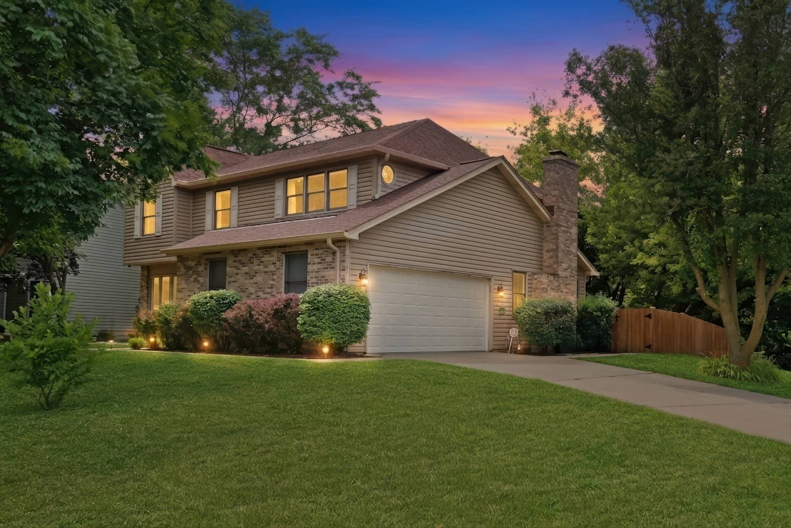 400 Cross Arm DR, Grayslake, IL 60030