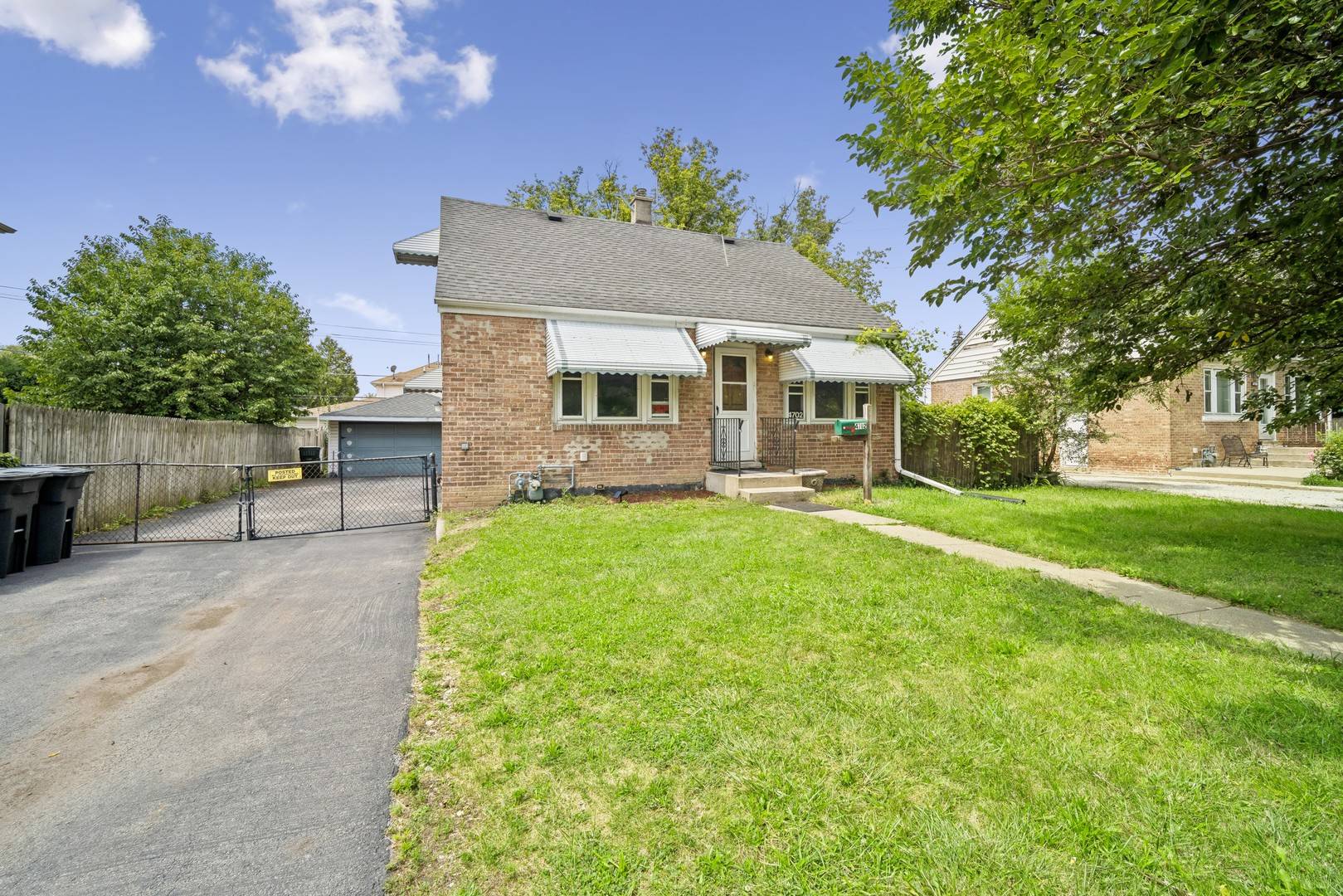 4702 River RD, Schiller Park, IL 60176