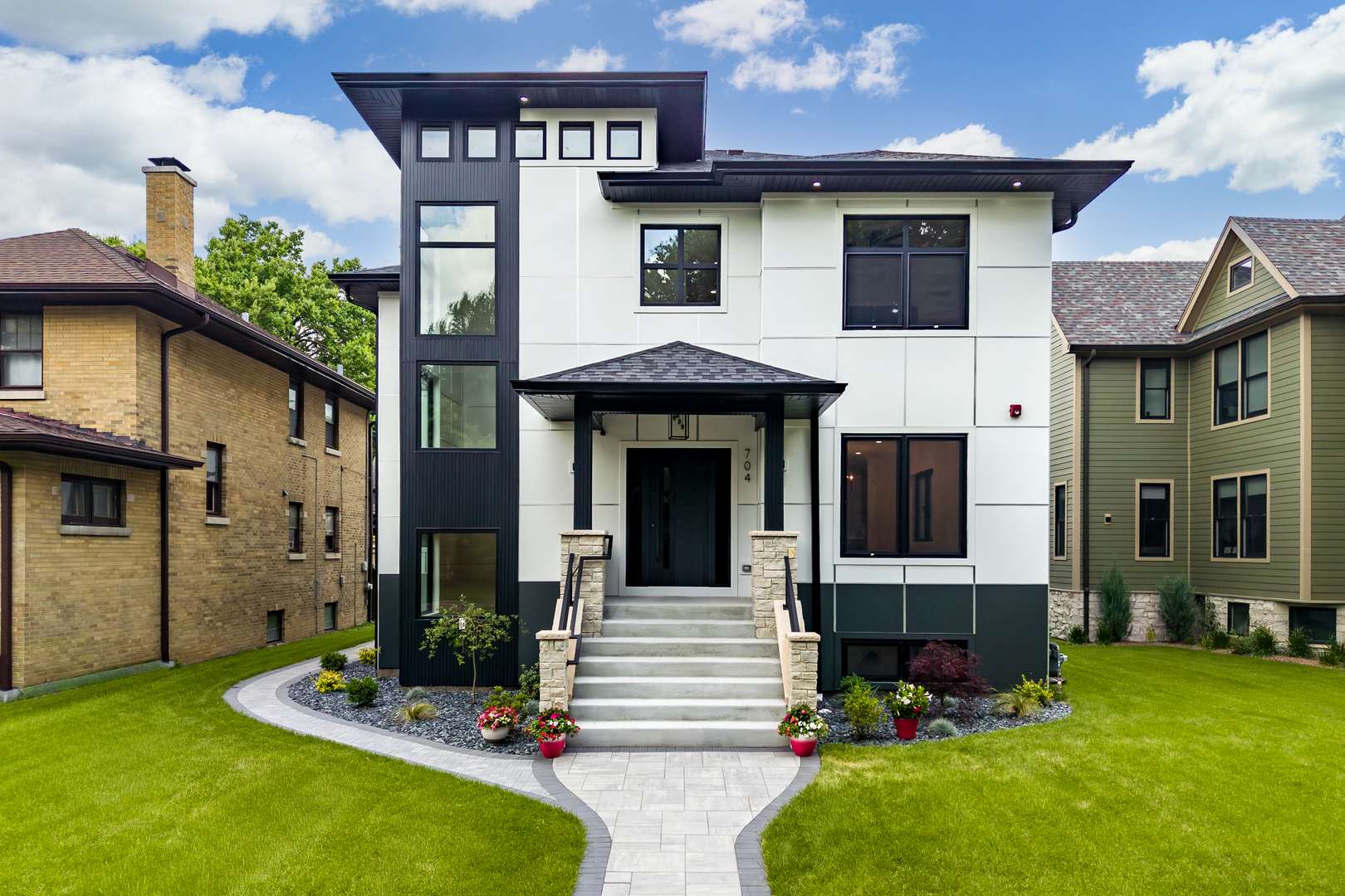 704 Monroe AVE, River Forest, IL 60305