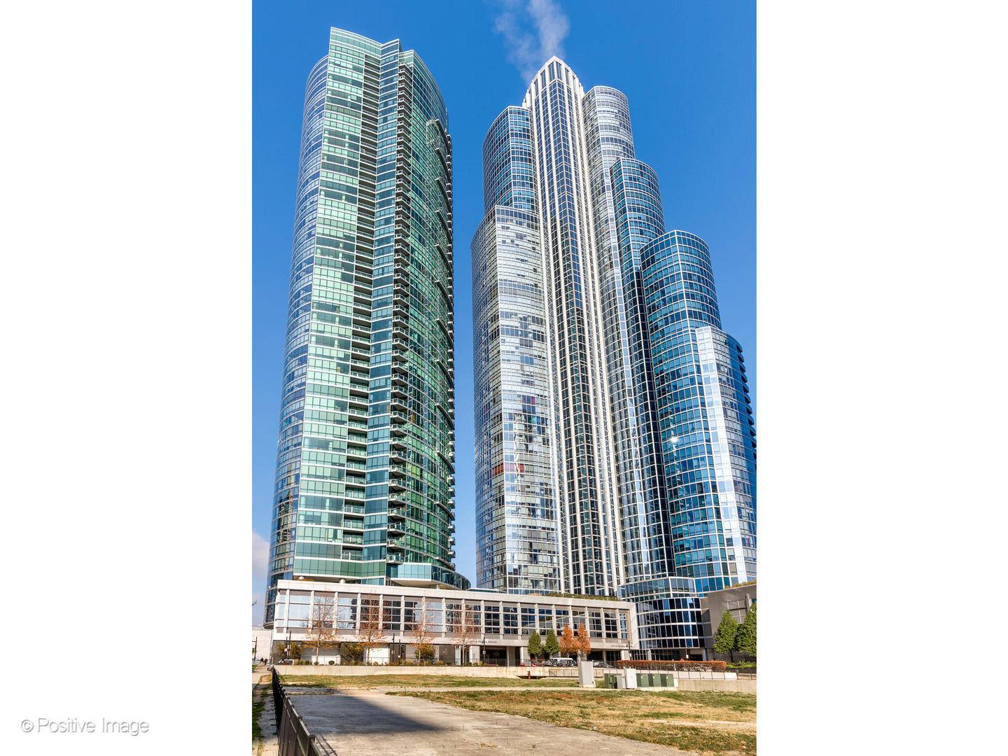 1201 S Prairie AVE #2402, Chicago, IL 60605